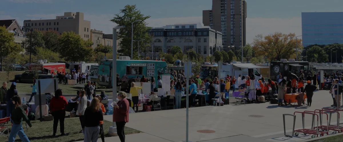 Food-Truck-Lady-Banner-2